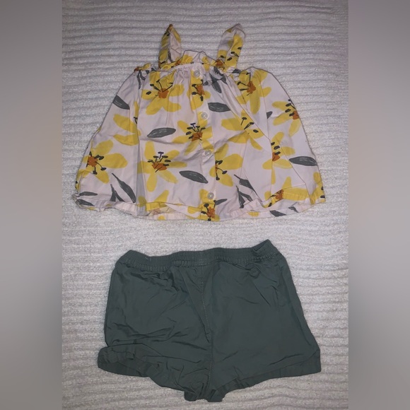 Carter’s Set - Picture 3 of 3